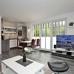 Linden-palais 23 * 海利根达姆